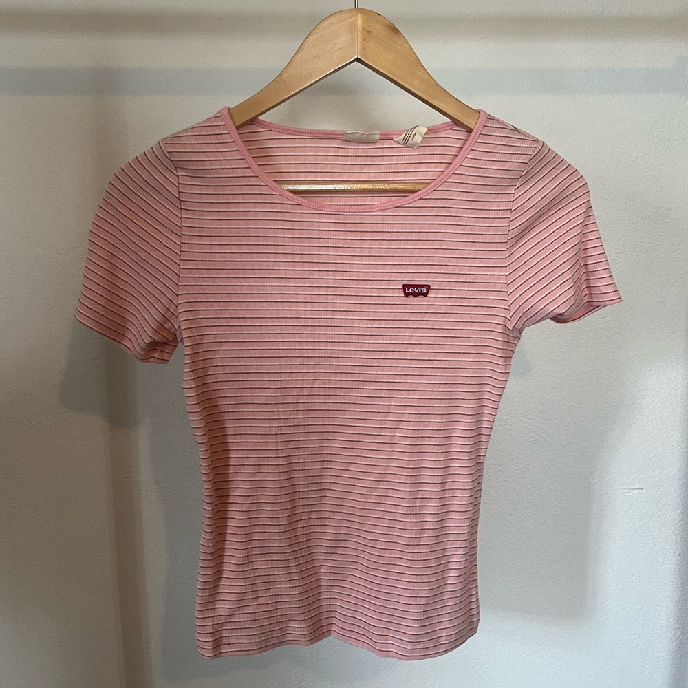 Levi’s Honey Short Sleeve Top